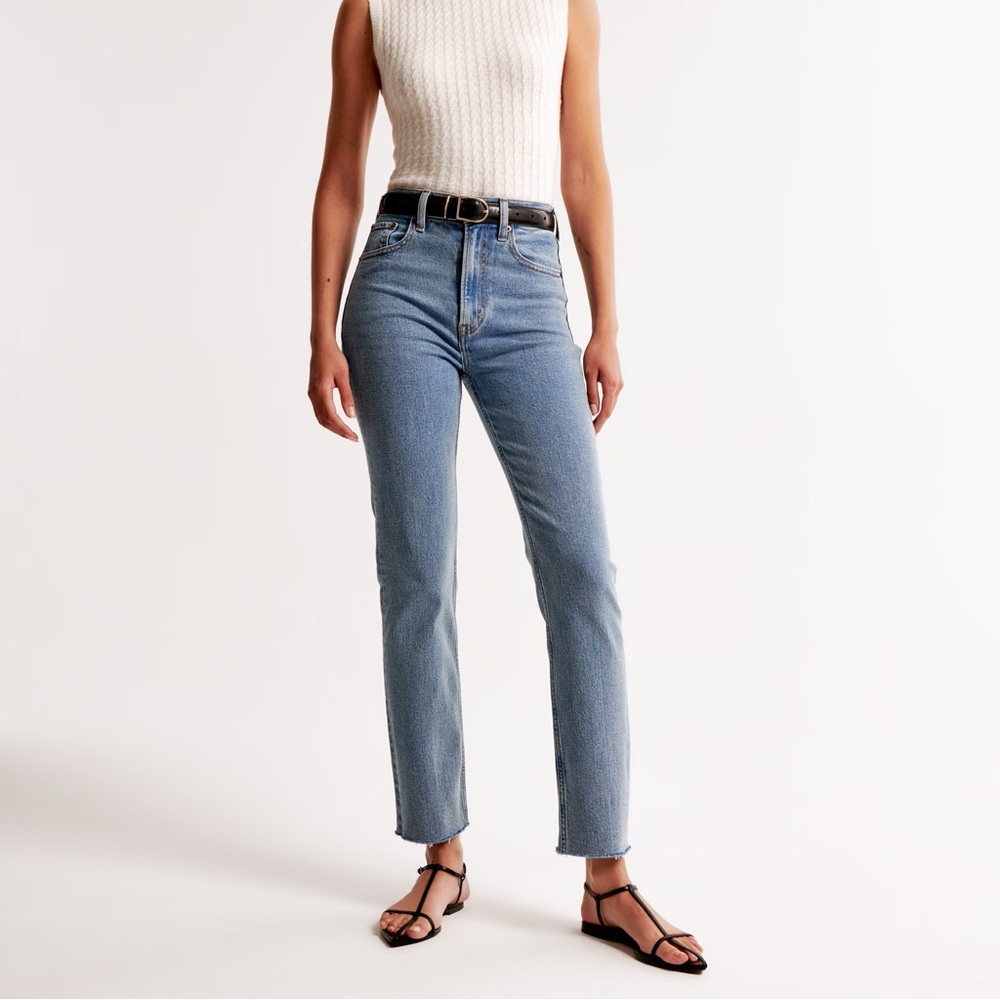Abercrombie & Fitch The Ankle Straight Ultra High Rise Jeans